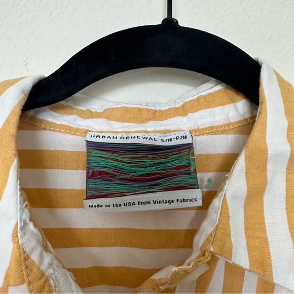 Urban Outfitters Top Womens S/M Yellow Button Up Cropped Striped Summer - Picture 2 of 4